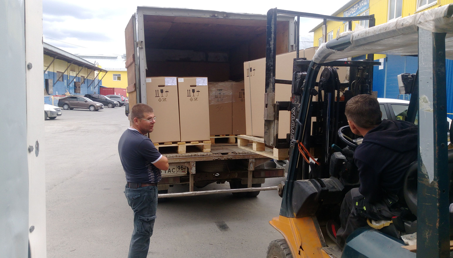 Отгрузка компрессоров со 100 литровым ресивером