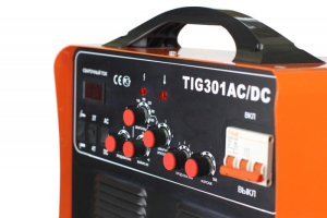 Сварочные инверторы TIG Fox Weld TIG 301 AC/DC Сварочные инверторы TIG Fox Weld TIG 301 AC/DC фото