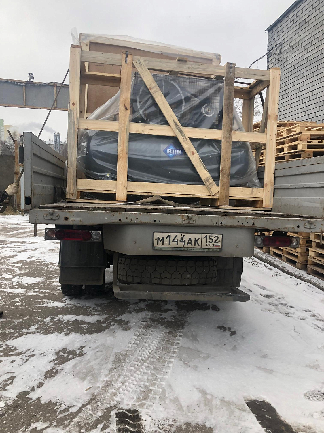 Отгрузка дилеру поршневого компрессора REMEZA СБ4/Ф-500.LT100/16-7,5 Отгрузка дилеру поршневого компрессора REMEZA СБ4/Ф-500.LT100/16-7,5