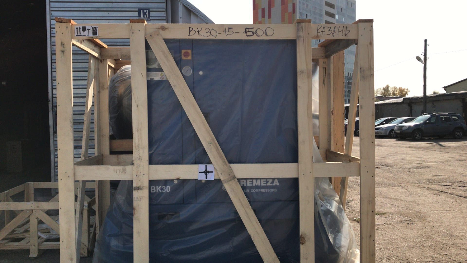 Поставка винтового компрессора на Казанский завод