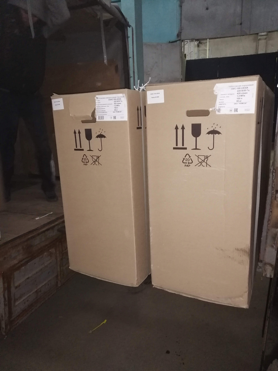 Пополнение склада в Воронеже компрессорами СБ4/С-100.LB30