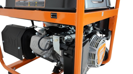 Бензиновый генератор  10500EA-3U с датчиком моточасов (с мощн без огранич при 1-но и 3-х фазном режиме)