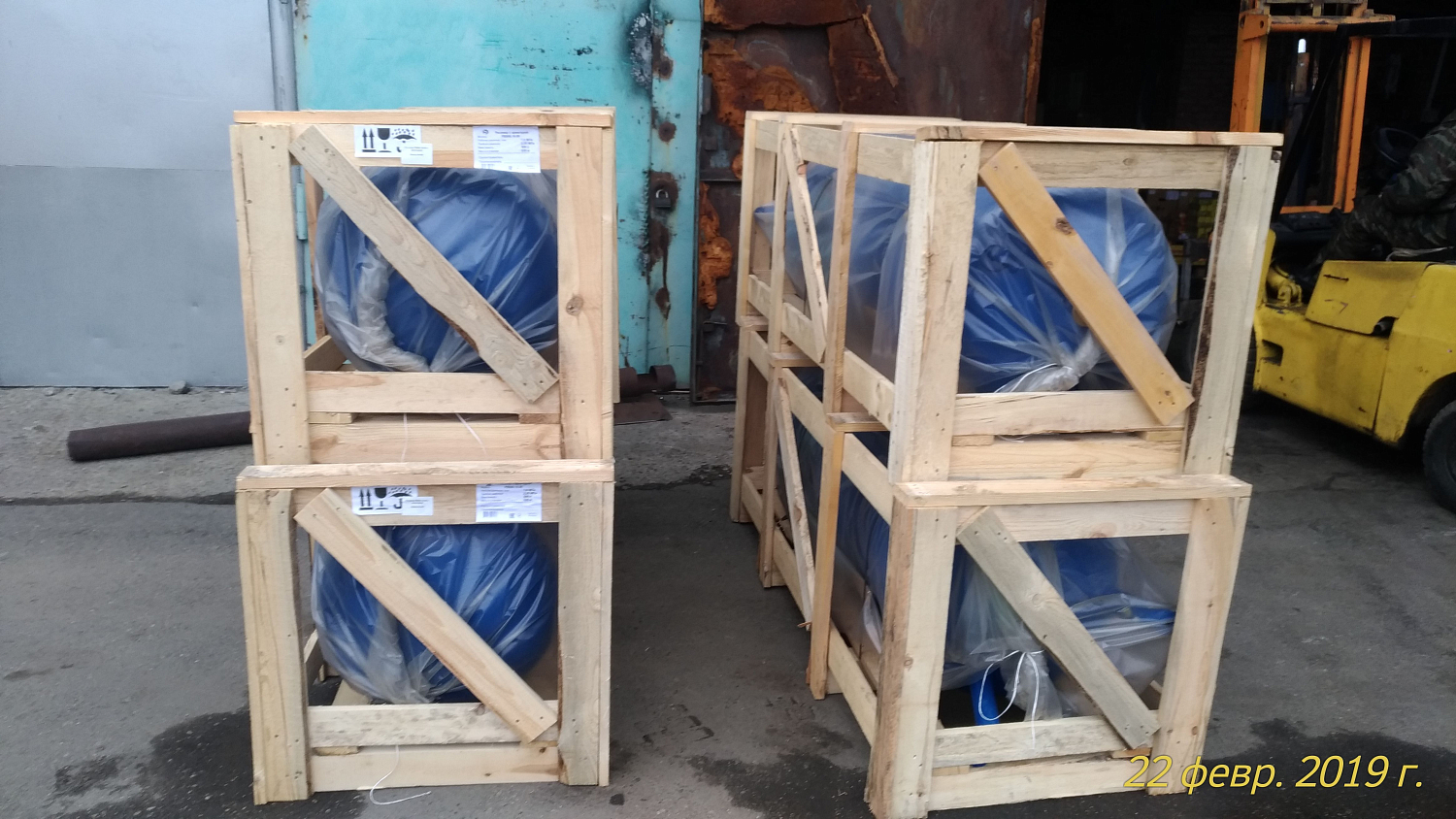 Отгрузка вертикальных ресиверов из Краснодара