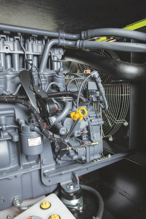 Дизельный генератор  GSW80P 3-фазный в кожухе